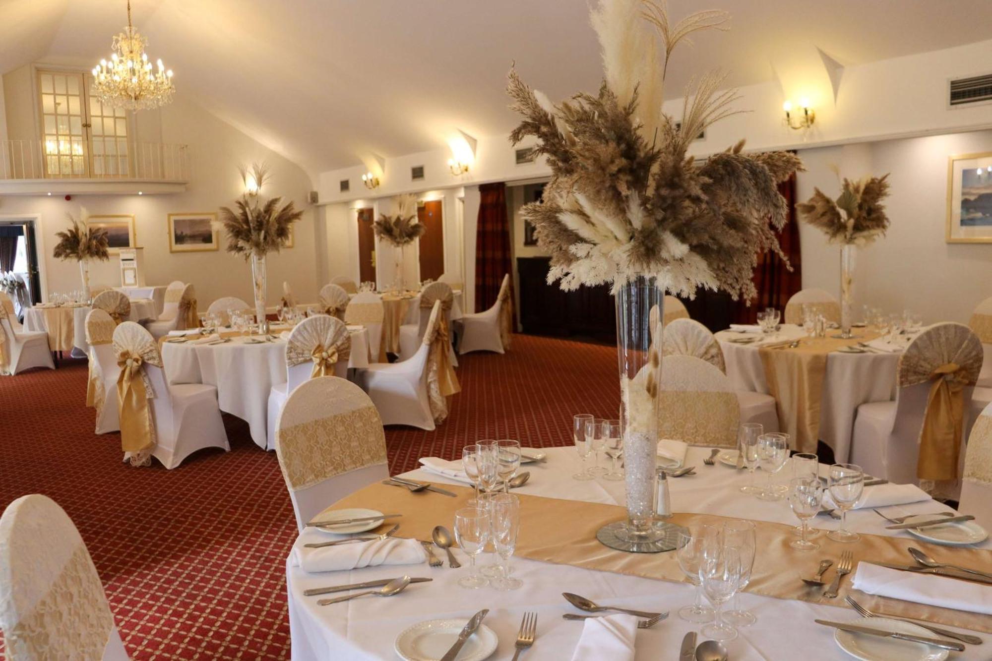 Best Western Premier Heronston Hotel & Spa Bridgend  Luaran gambar